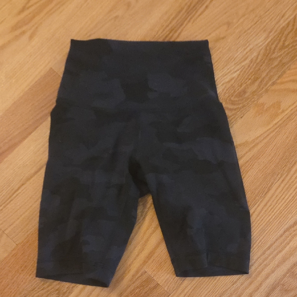 Lululemon Athletica Black Camo Athletic Shorts